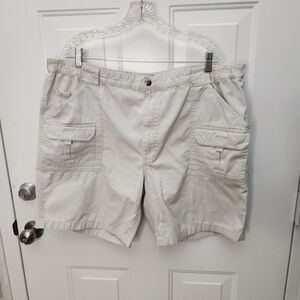 Men's‎ Van Heusen Light Khaki Cargo Shorts  Size 40